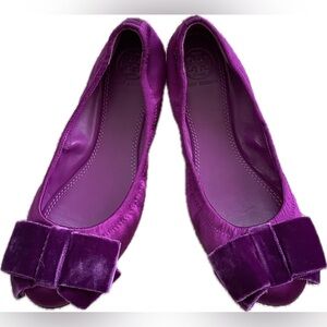 Women’s Tory Burch Purple Satin Flats with Velvet Bows, Sz. 6
